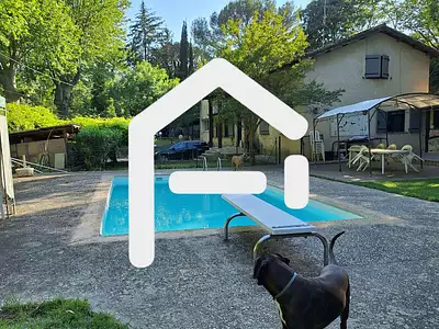 Maison, 165 m²