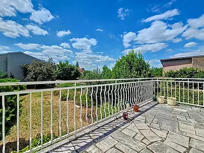 Maison, 196 m²
