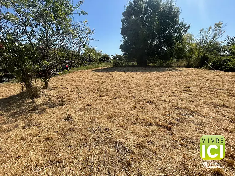 Terrain, 380 m²