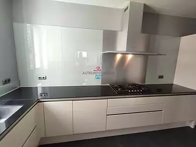 Maison, 220 m²