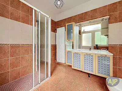 Maison, 220,3 m²