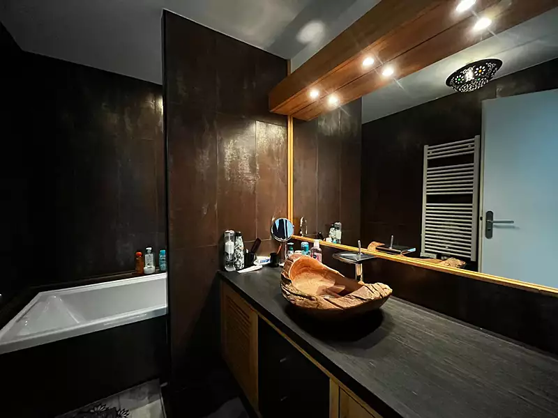Maison, 166 m²