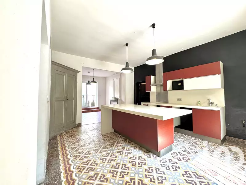 Maison, 236 m²