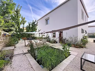 Maison, 96 m²