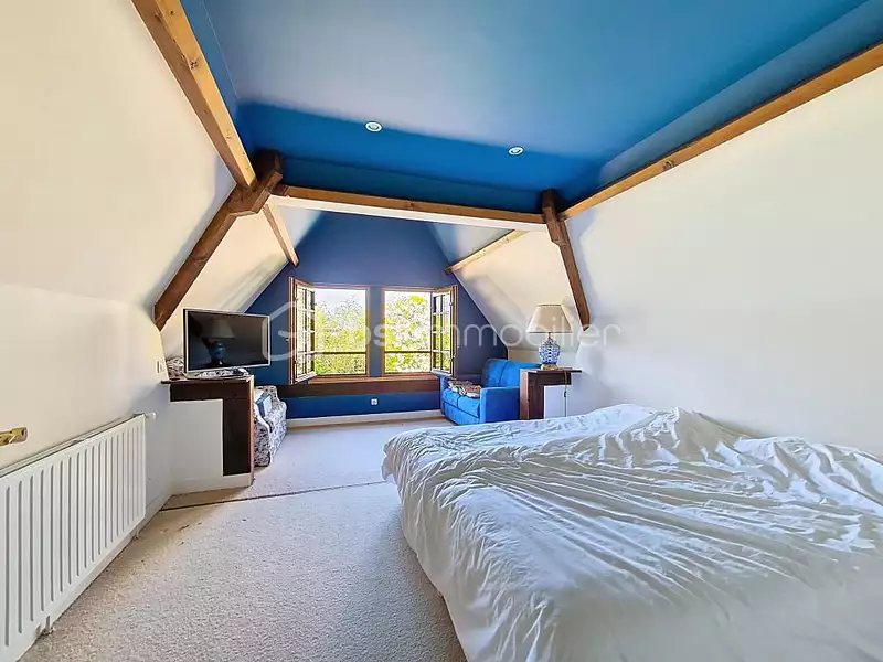 Maison, 255 m²