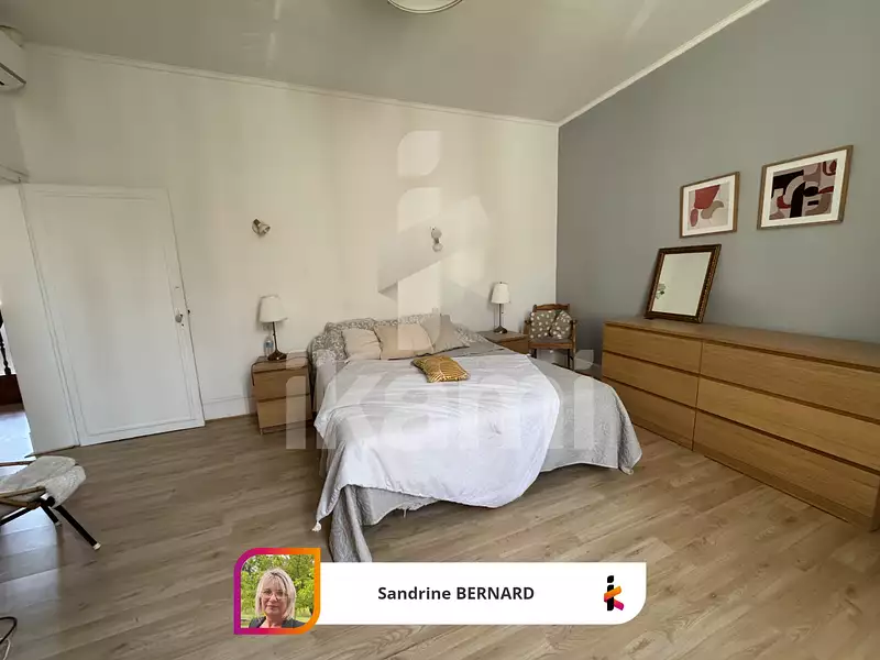 Maison, 227 m²
