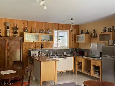 Maison, 220 m²