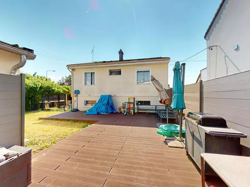 Maison, 101 m²