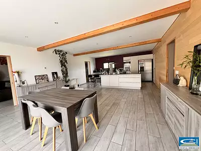 Maison, 200 m²