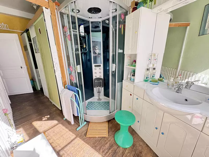 Maison, 230 m²