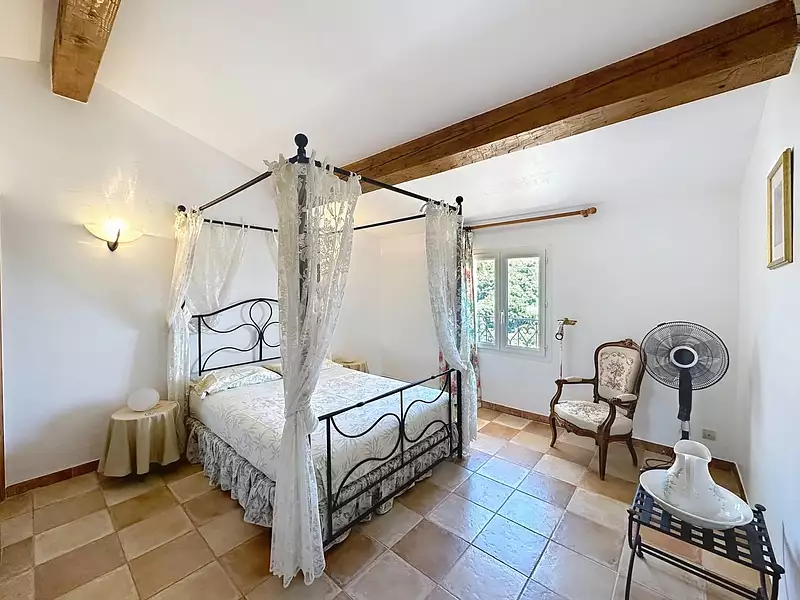 Maison, 330 m²