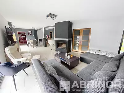 Maison, 214 m²