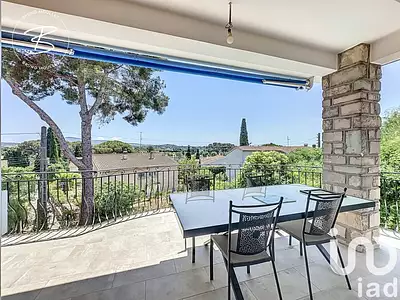 Maison, 180 m²