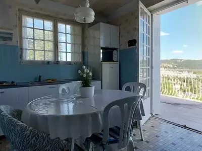 Maison, 221 m²