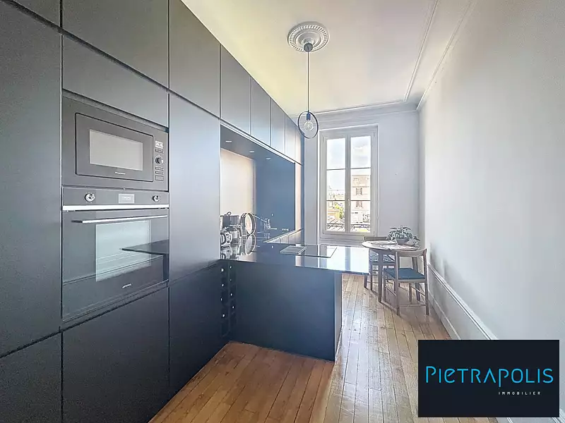 Appartement, 140,96 m²