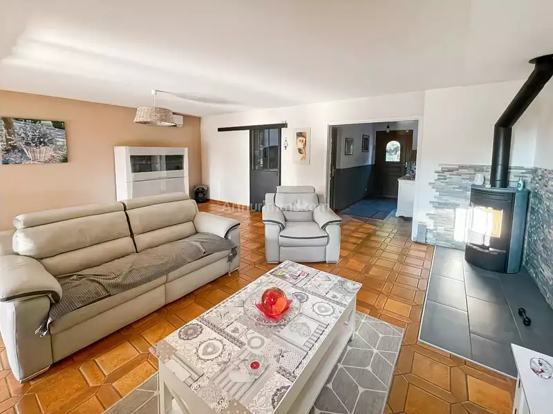 Maison, 181 m²