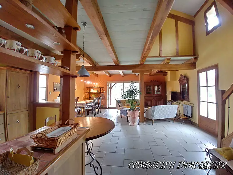 Maison, 180 m²
