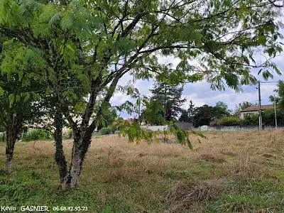 Terrain, 830 m²