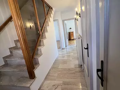 Maison, 235 m²