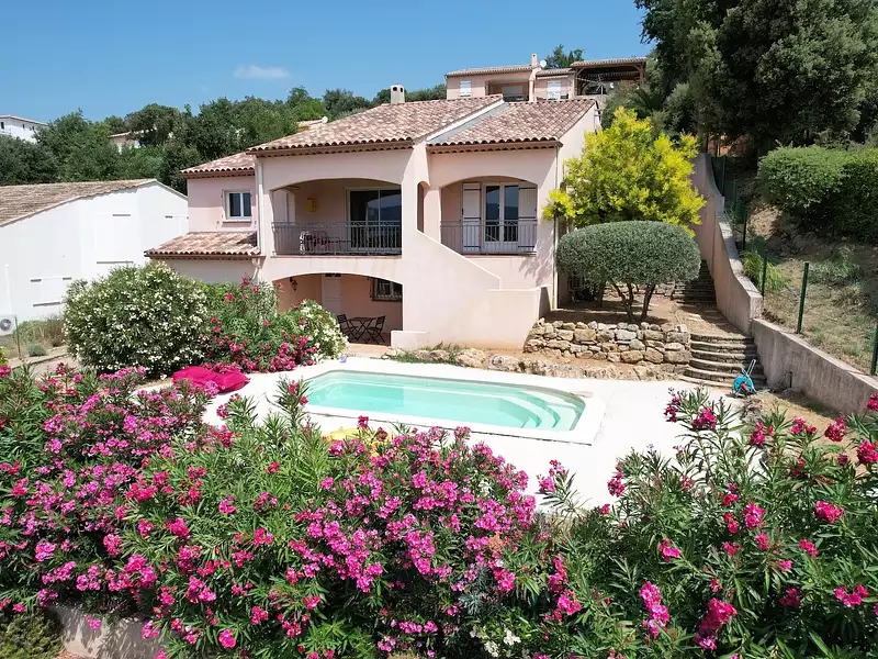Maison, 171 m²