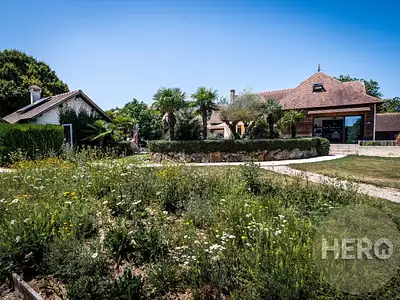 Maison, 345 m²