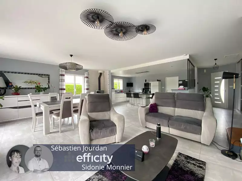 Maison, 180 m²