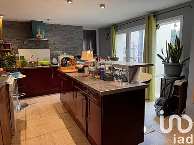 Maison, 151 m²
