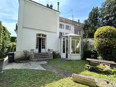 Maison, 285 m²