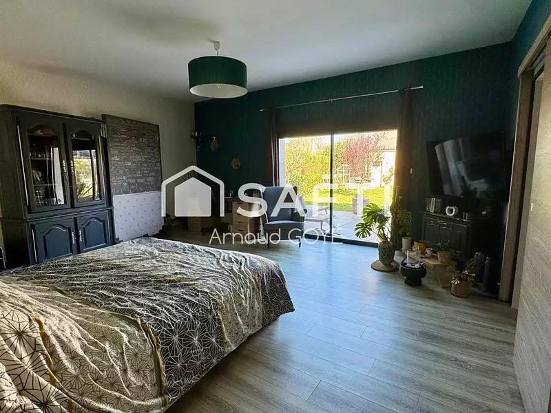 Maison, 185 m²