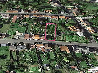 Terrain, 650 m²