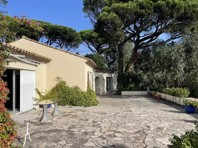 Maison, 340 m²