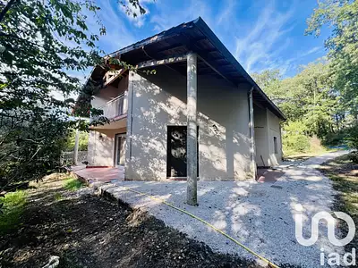 Maison, 197 m²