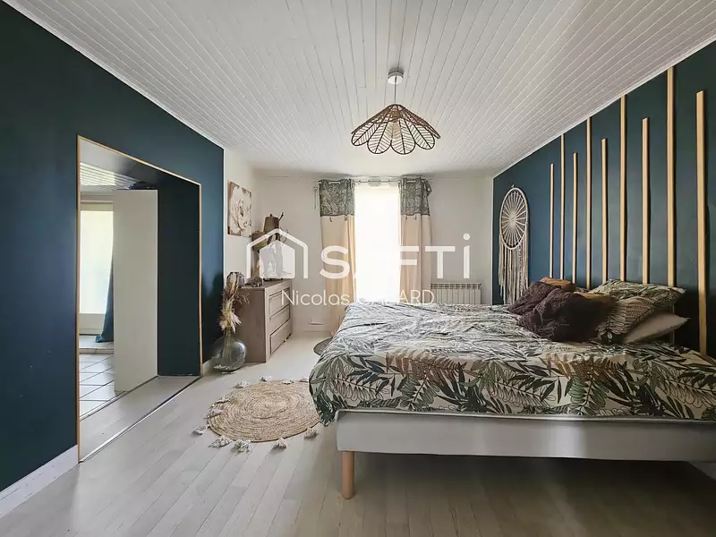 Maison, 168 m²