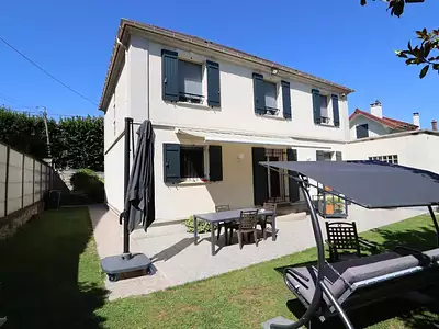 Maison, 167 m²