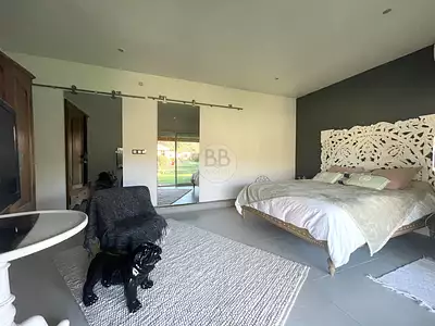 Maison, 167 m²