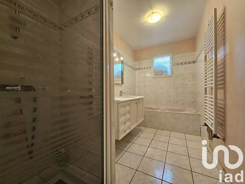 Maison, 102 m²