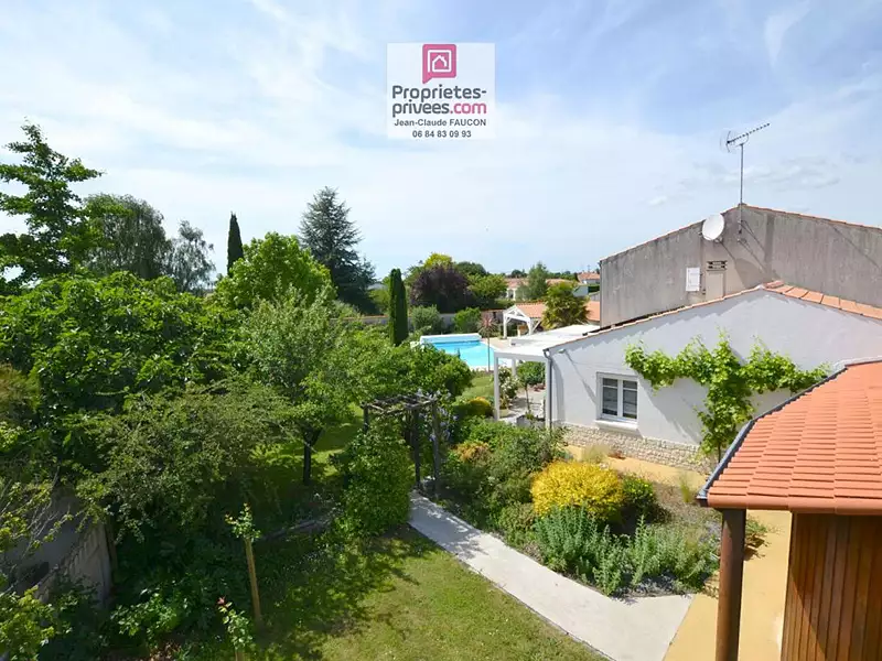 Maison, 187 m²