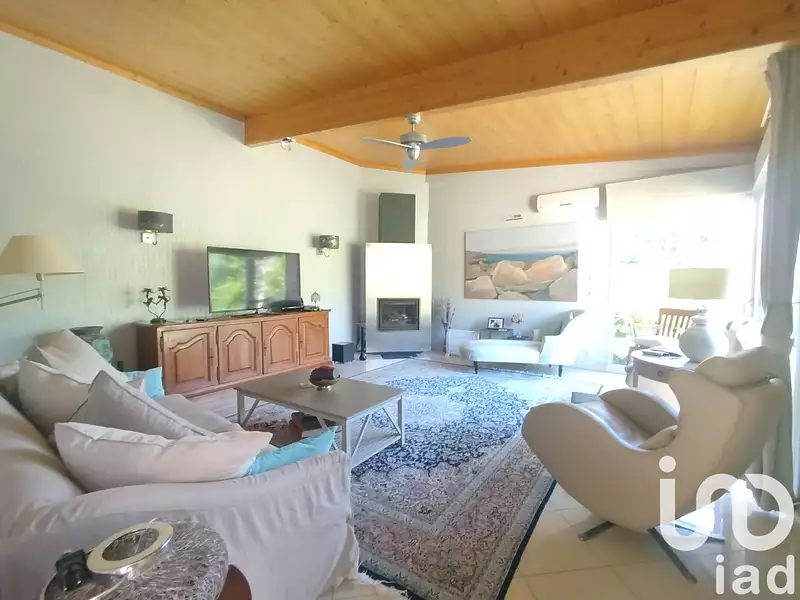 Maison, 223 m²