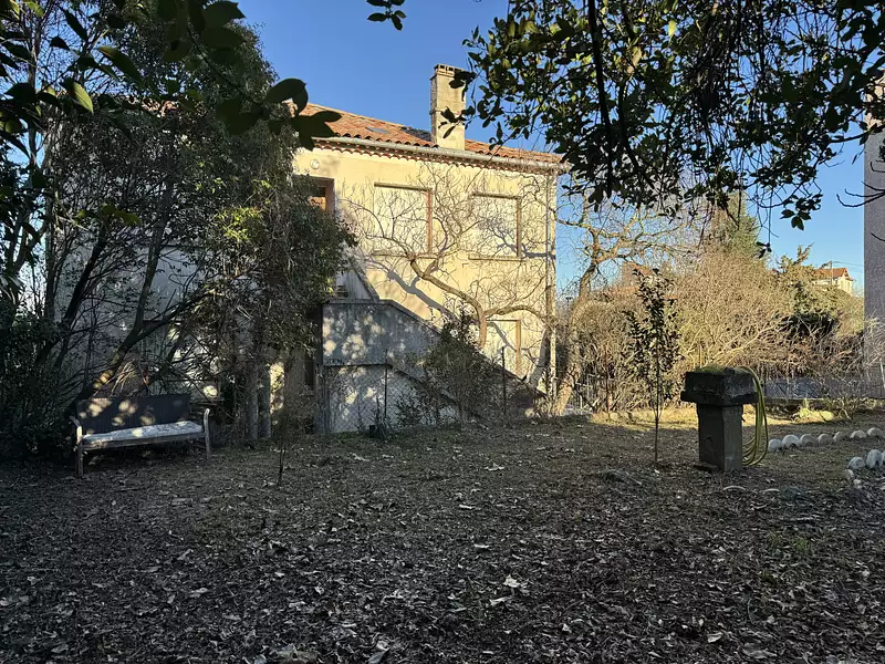 Immeuble, 266 m²