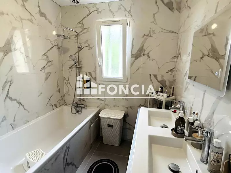 Maison, 150 m²