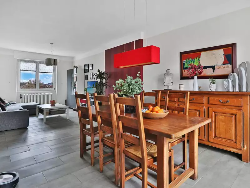 Maison, 148 m²