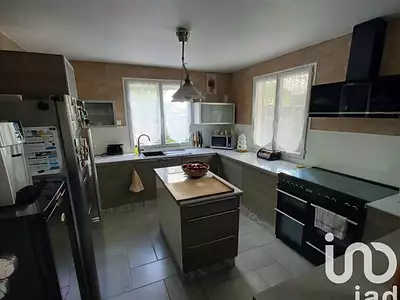 Maison, 166 m²