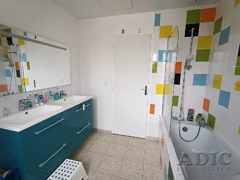 Maison, 104 m²