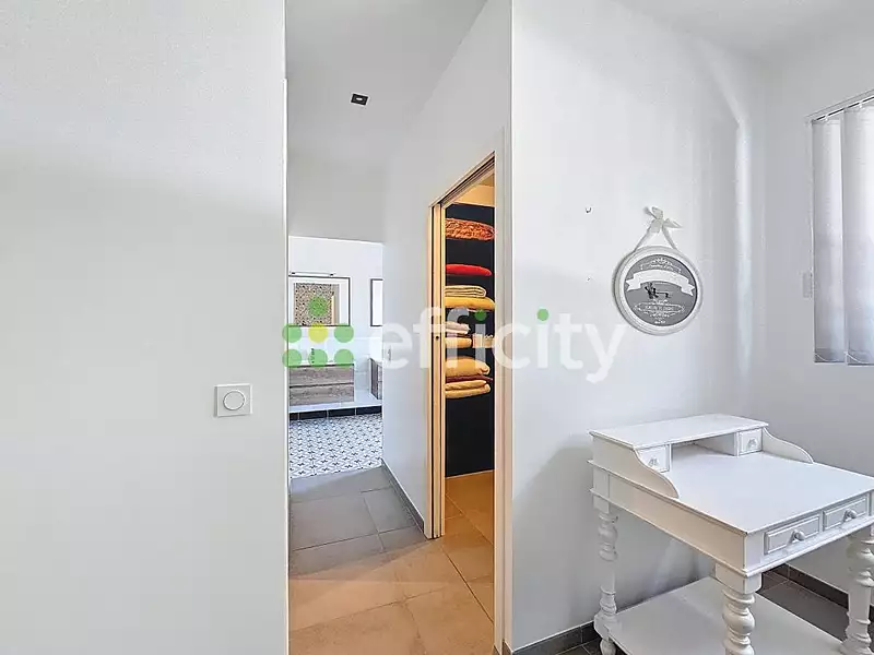 Maison, 160 m²