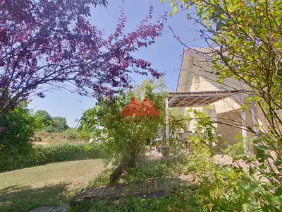 Maison, 238 m²