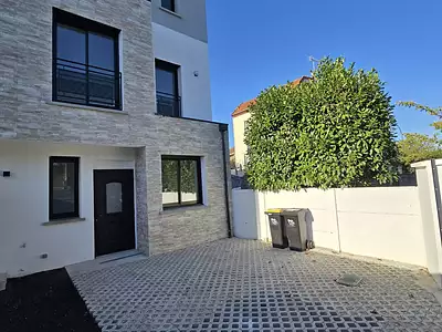 Maison, 210 m²