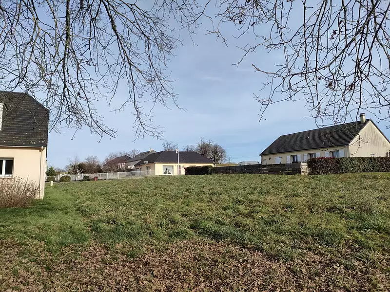 Terrain, 887 m²