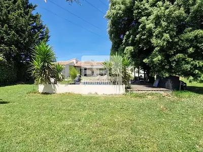 Maison, 220 m²