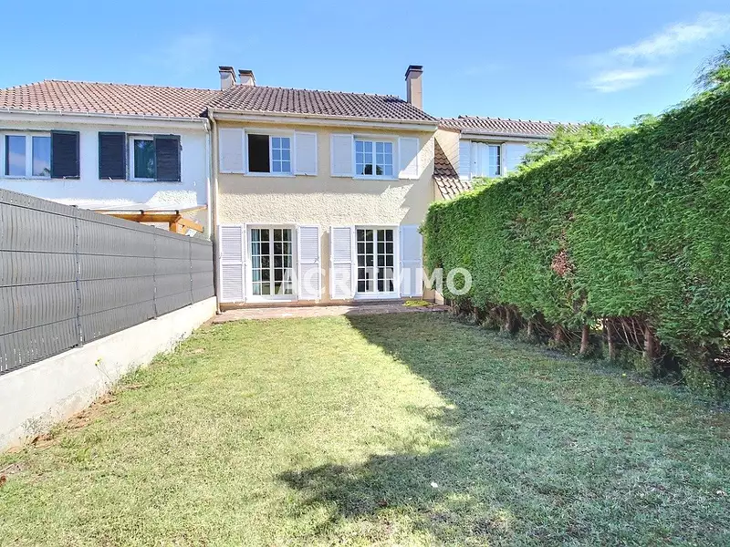 Maison, 96 m²