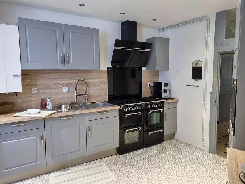 Maison, 194 m²